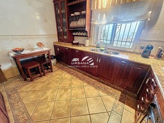 Chalet en venta en Lucena