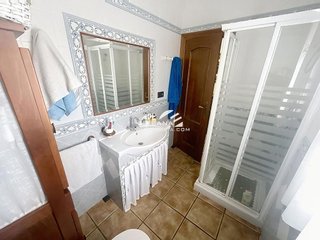 Chalet en venta en Lucena