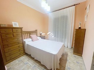 Chalet en venta en Lucena