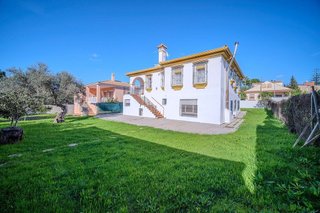 Chalet en venta en Montequinto en Dos Hermanas
