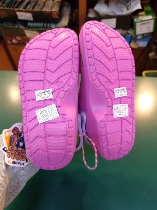 Crocs Fucsia Talla 35 Niña