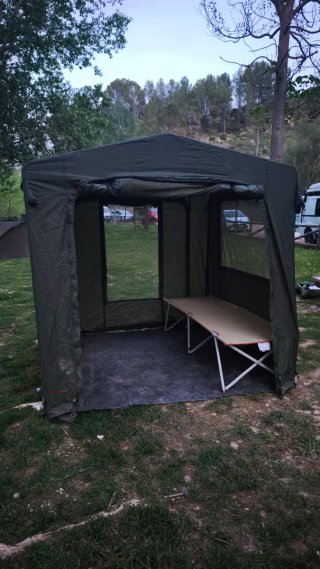 Bivvy Carpfishing Social 2x2 Seminuevo