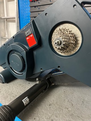 Rodillo Elite Smart Fluid