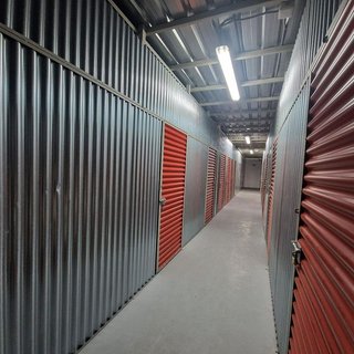 Local comercial en venta en Sudeste Industrial en Fuenlabrada
