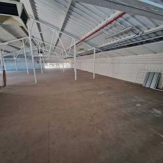 Local comercial en venta en Sudeste Industrial en Fuenlabrada