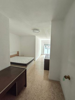 Local comercial en venta en Este en Castellón de la Plana