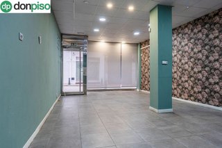 Local comercial en venta en Las Tres Cruces en Armilla