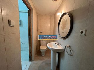 Local comercial en venta en Novelda