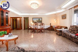 Piso en venta en Centro - Casco antiguo en Torrent