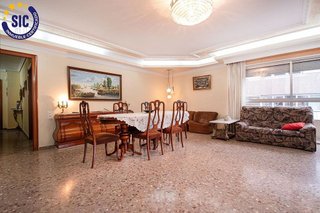 Piso en venta en Centro - Casco antiguo en Torrent