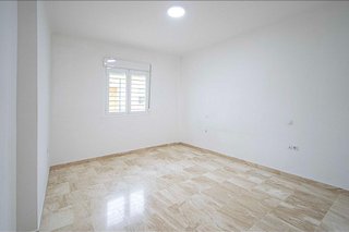 Piso en venta en Alcalá del Río