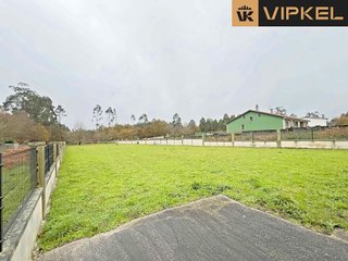 Terreno en venta en Ordes