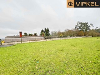 Terreno en venta en Ordes