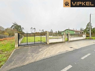 Terreno en venta en Ordes