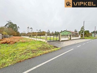 Terreno en venta en Ordes