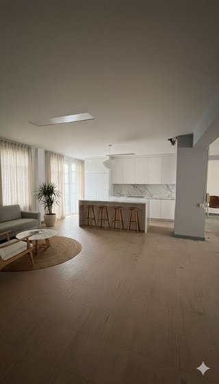 Oficina en venta en Santa Catalina - Canteras en Palmas de Gran Canaria(Las)