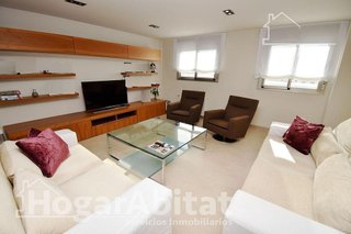 Piso en venta en Zona Piscinas en Burriana