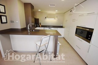Piso en venta en Zona Piscinas en Burriana