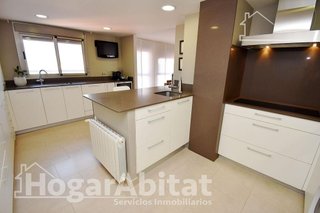 Piso en venta en Zona Piscinas en Burriana