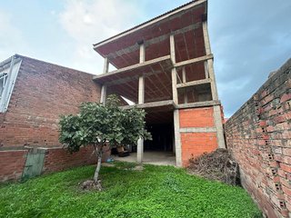 Edificio en venta en Moraleja