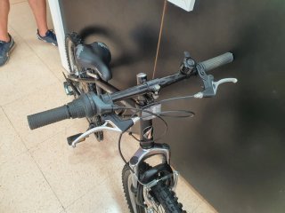 Bicicleta infantil 20" AVIGO