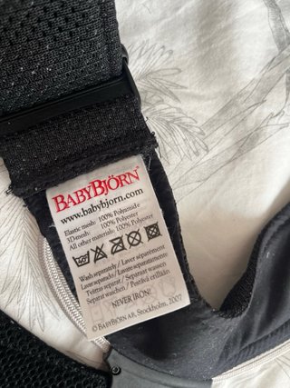 Mochila Porta Bebé BabyBjörn Negra
