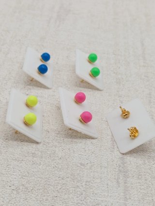 Pendientes vintage infantiles chapados en oro 18k