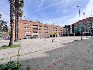 Oficina en alquiler en El Calderi - Estació del Nord - Estació de França en Mollet del Vallès