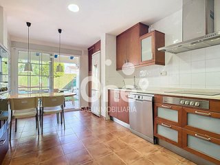 Chalet en alquiler en San Antonio de Benagéber