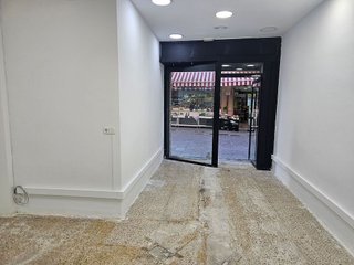 Local comercial en alquiler en Centre - Estació en Sant Cugat del Vallès