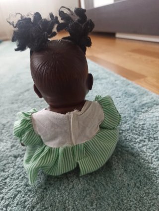 Dos muñecos infantiles