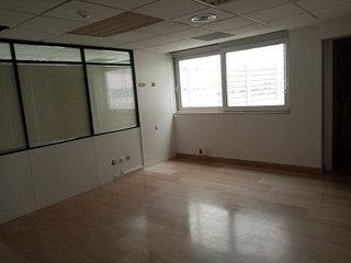 Oficina en alquiler en Ermitagaña - Mendebaldea en Pamplona