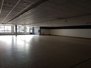 Local comercial en alquiler en Burlada/Burlata