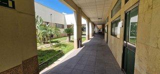 Oficina en alquiler en Poniente-Norte - Miralbaida - Parque Azahara en Córdoba