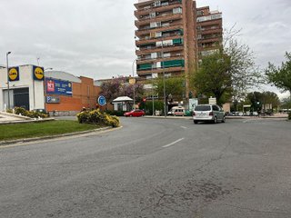 Local comercial en alquiler en Angustias - Chana - Encina en Granada