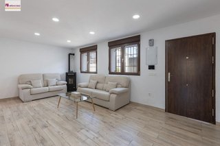 Chalet en venta en Zubia (La)