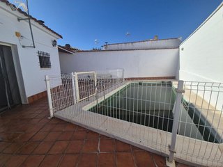 Chalet en venta en El Poblado - Abulagar en Puertollano