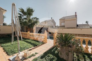 Chalet en venta en El Carme-Sant Agustí-Bonavista en Eliana (l´)