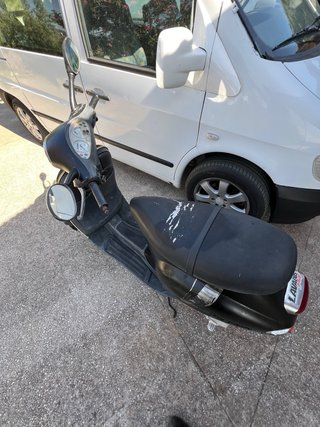 Piaggio Vespa LX 50