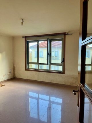 Piso en venta en Ares