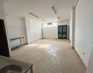 Local comercial en venta en Vista Azul - Consolación en Dos Hermanas