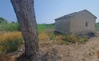 Terreno en venta en Pego