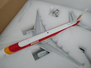Avión Boeing 758 Iberia EC-FYJ 1.200