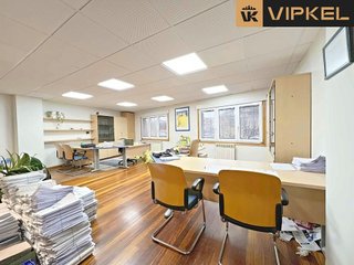 Oficina en venta en Ordes
