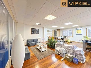 Oficina en venta en Ordes