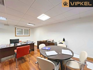 Oficina en venta en Ordes