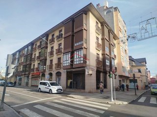 Local comercial en venta en San Mamés - La Palomera en León