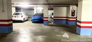 Garaje en venta en Linares