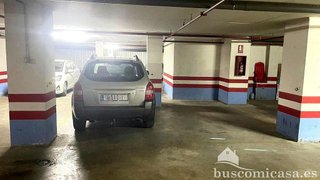Garaje en venta en Linares