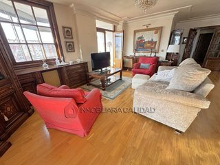 Piso en venta en Plaza España - Villa Pilar - Reyes Católicos - Vadillos en Burgos